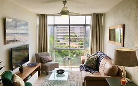 La Ballito Beachfront Breakaway